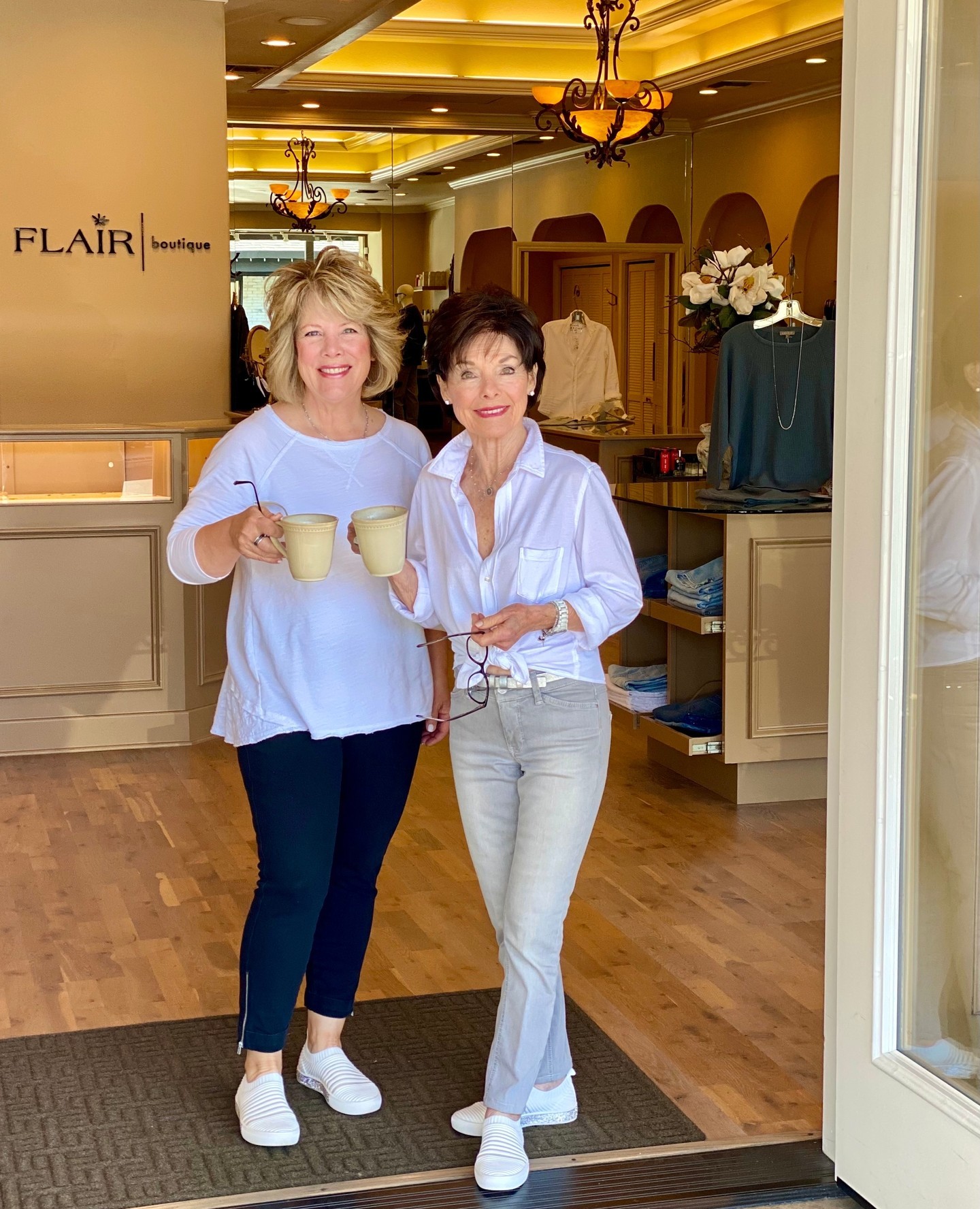 Good morning from @flairboutiquestockton! ☕ Today is the SIDEWALK SALE! 🛍️ Grab your coffee from @starbuckslincolncenter and head on over! 🙌 Sale starts at 9am!